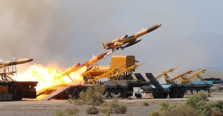 Qué hay detrás del ataque a Irán: petróleo, poder y economía global 